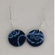 Boucles d'oreille Maïlys fond bleu fleur bleue