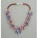 Collier perles plates Coraline réversible fleur corail /  transparent fleur bleu & corail