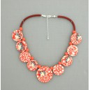 Collier perles plates Coraline visage corail 